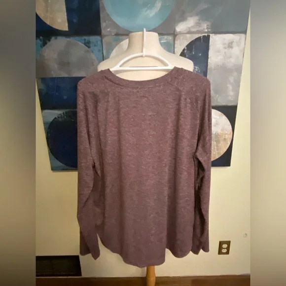 Bundle of 3 Member's Mark tees - Picture 3 of 16